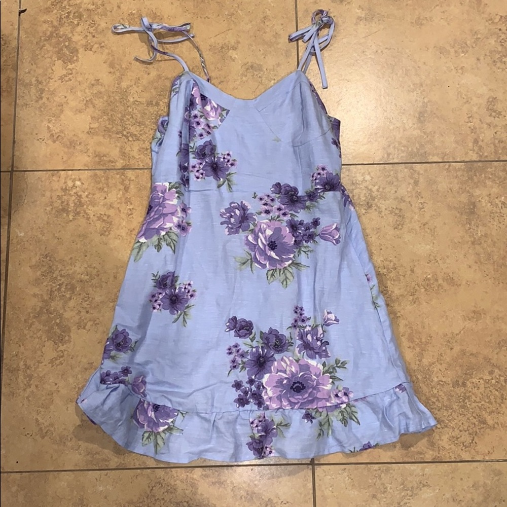 Floral summer dress 🧞‍♀️🍬🔮💜🚺
